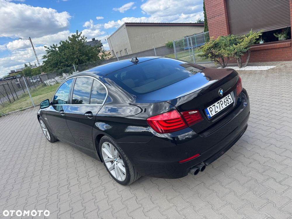 BMW Seria 5 520d - 14
