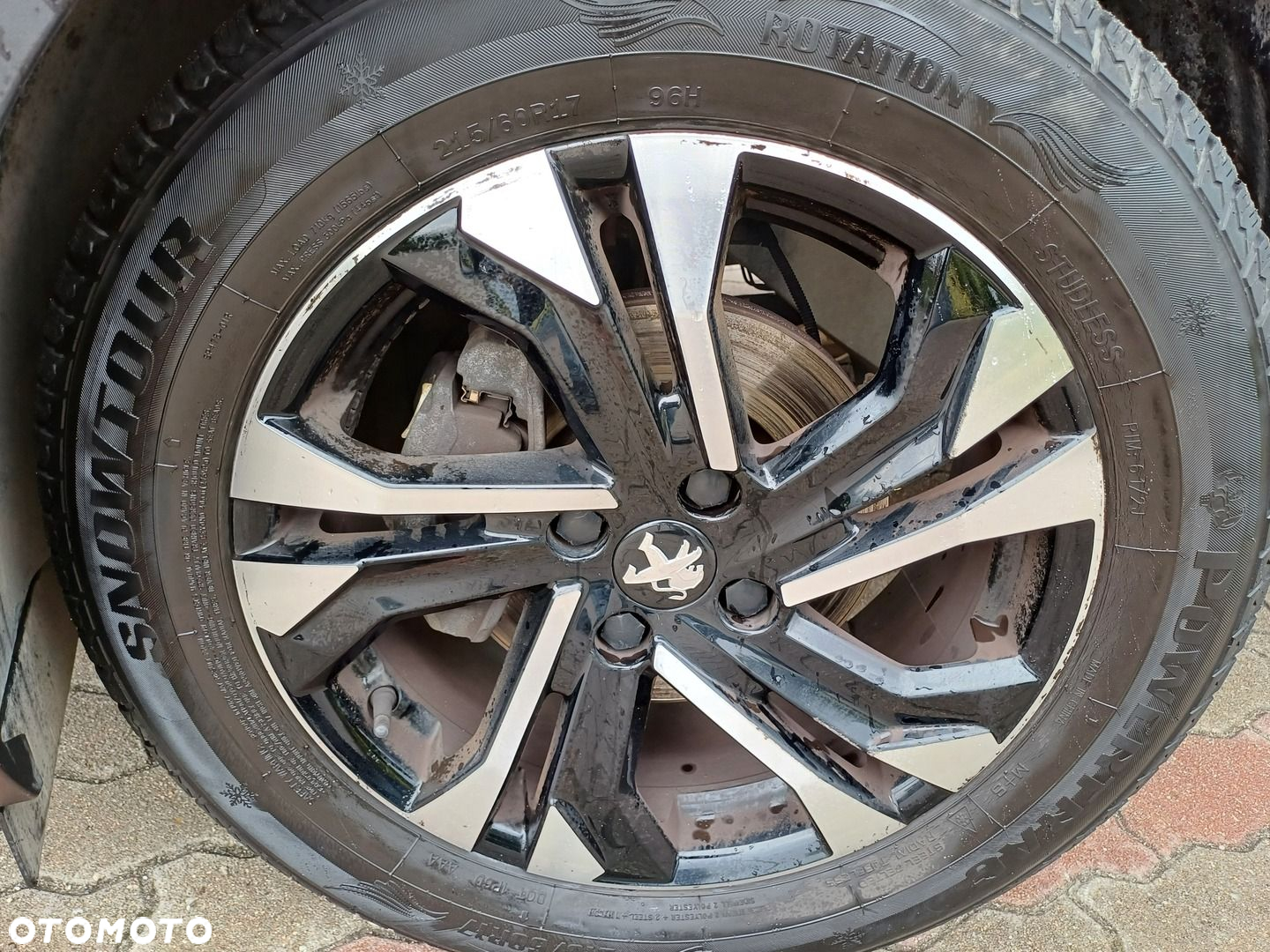 Peugeot 2008 1.2 PureTech Allure S&S - 9