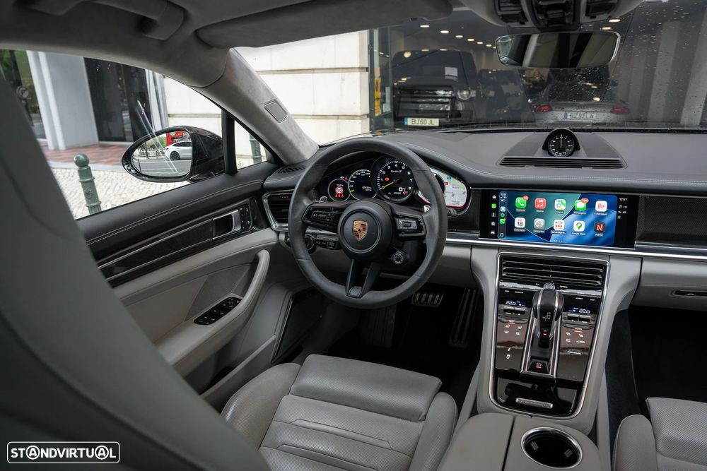 Porsche Panamera Sport Turismo Turbo S E-Hybrid - 10