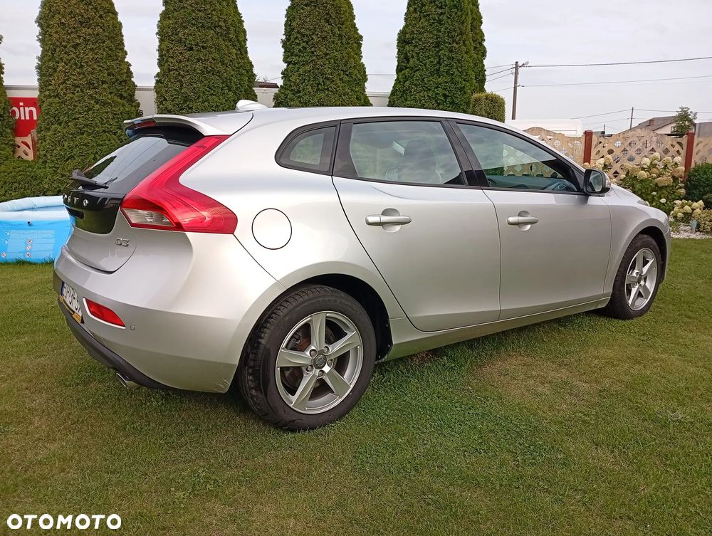 Volvo V40 D3 Kinetic - 6