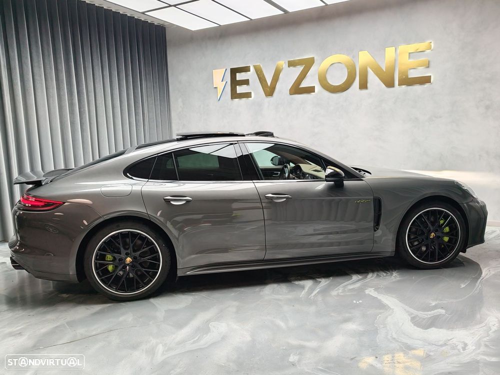 Porsche Panamera 4 E-Hybrid Executive - 8