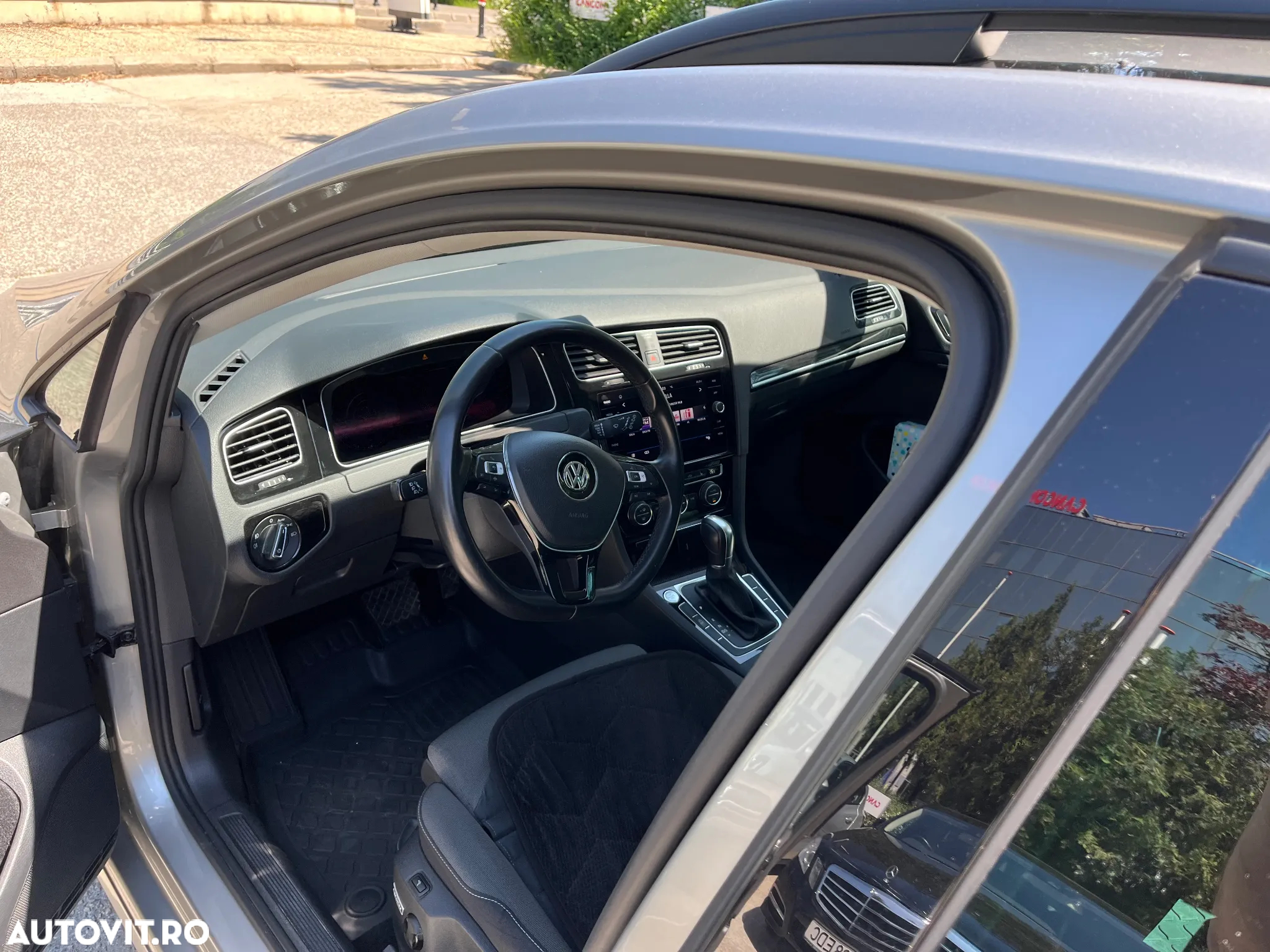 Volkswagen Golf 1.5 TSI DSG Highline - 6