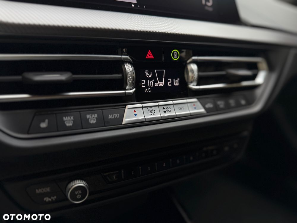 BMW Seria 2 218d GT M Sport - 26
