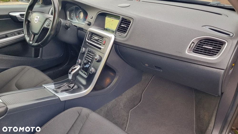 Volvo V60 D3 Geartronic Linje Business - 21
