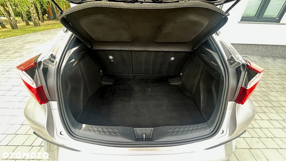 Toyota C-HR Business-Edition - 33
