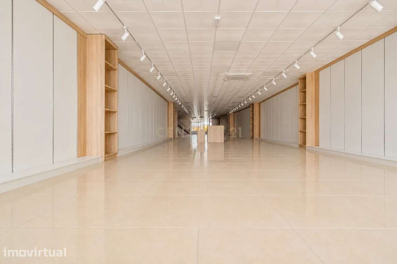 Espaço Comercial de Grande Dimensão no Centro Histórico de Beja - Grande imagem: 4/12