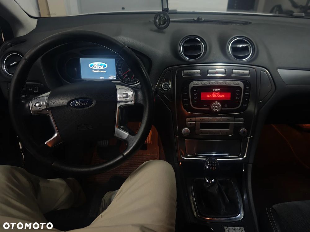 Ford Mondeo - 30
