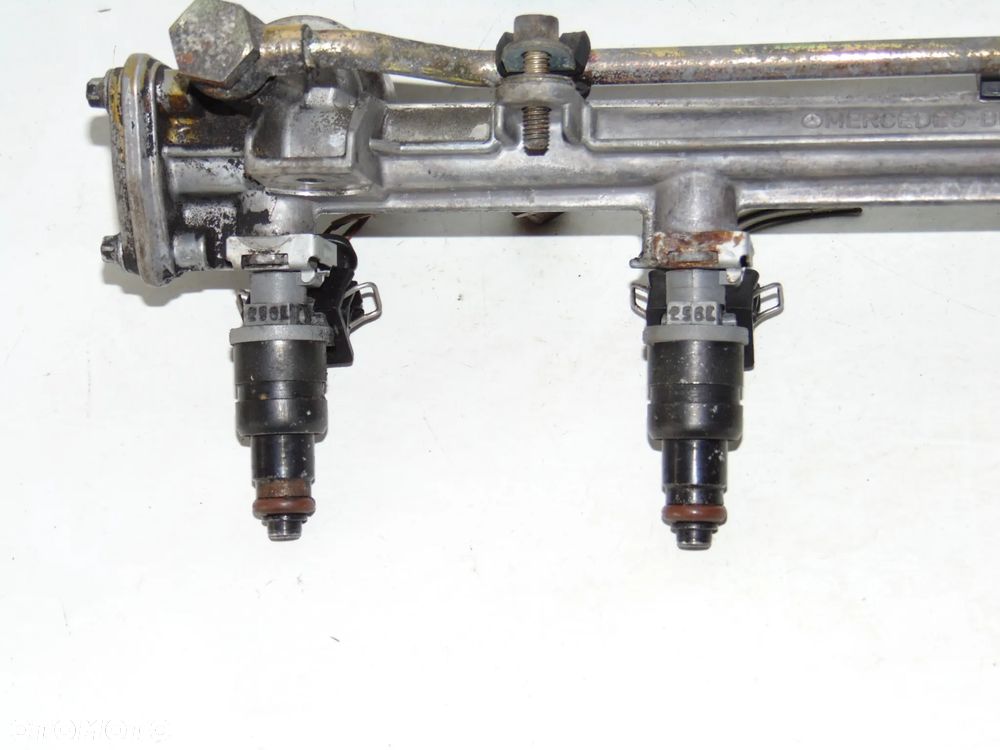 KOMPLET wtryski wtrysk wtryskiwacz paliwa 0000787423 Mercedes C Klasa W202 W124 benzyna 1.8 2.0 - 4