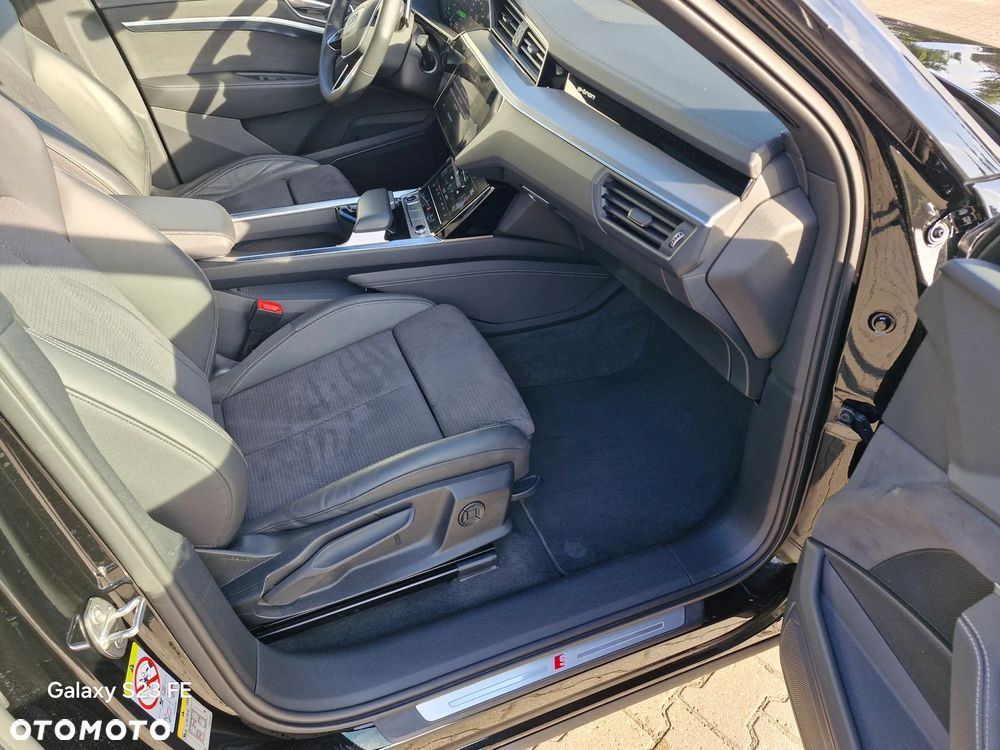 Audi e-tron Sportback 50 quattro S line - 11