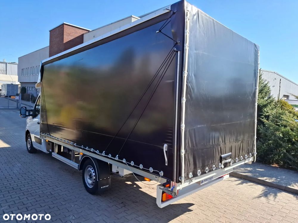 Renault Master 2,3 165KM - 4