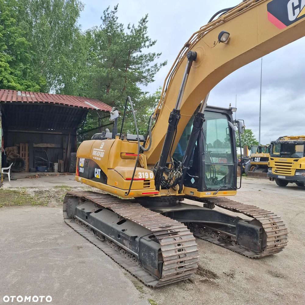 Caterpillar 319D - 3