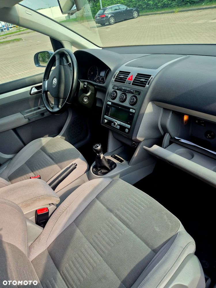 Volkswagen Touran 1.4 TSI Comfortline - 7