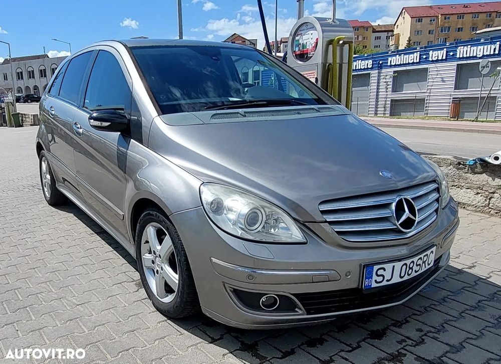 Mercedes-Benz B 180 - 2