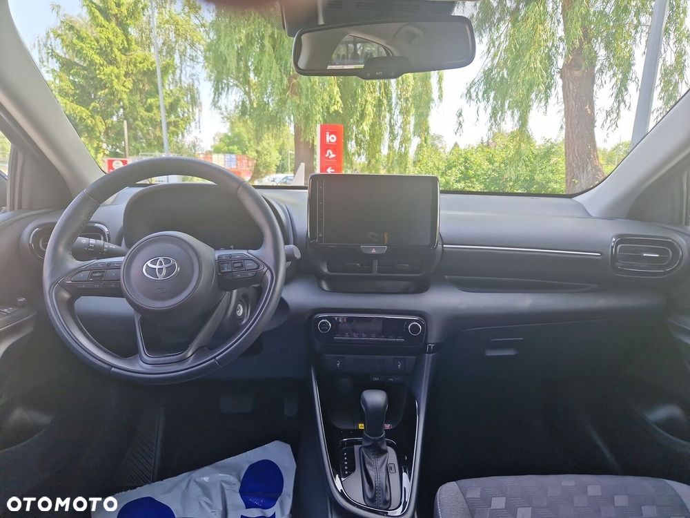 Toyota Yaris Hybrid 1.5 Style - 12