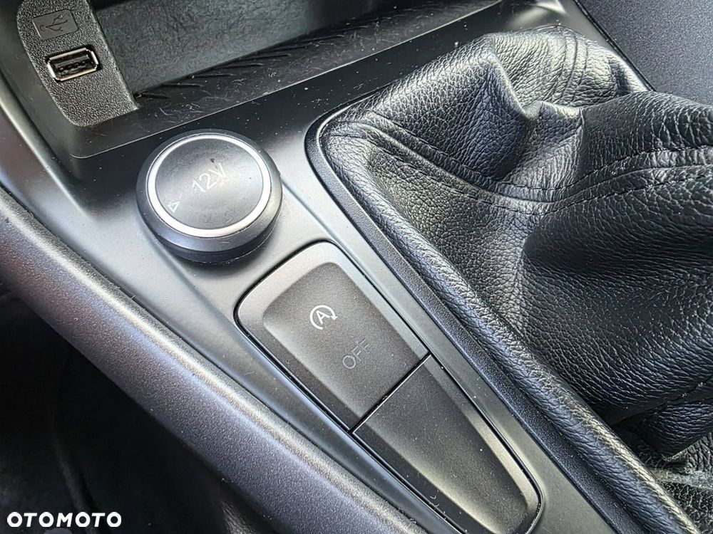 Ford Focus 1.0 EcoBoost Connected - 19