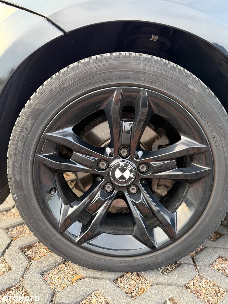 BMW Seria 1 - 17