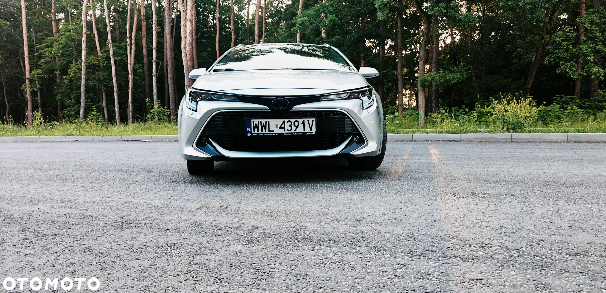 Toyota Corolla 2.0 Hybrid Executive - 3