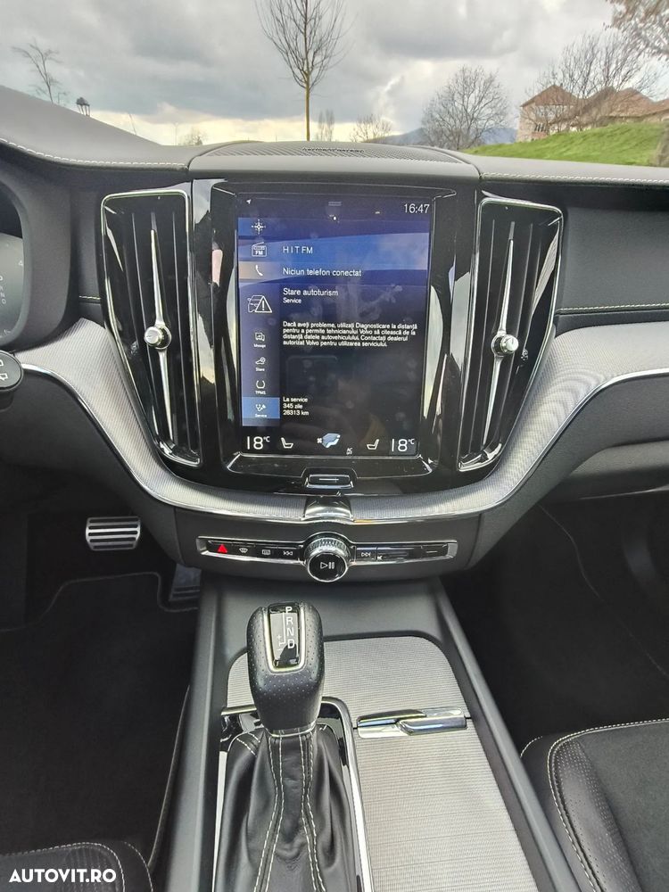 Volvo XC 60 D4 AWD Geartronic RDesign - 39