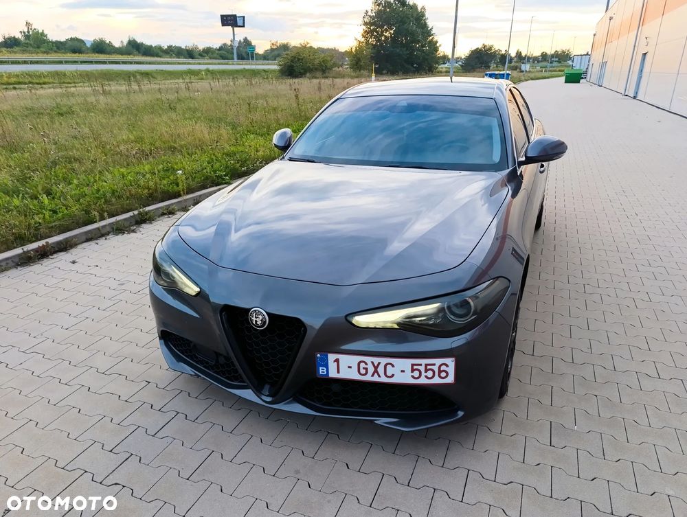 Alfa Romeo Giulia 2.2 Super - 26
