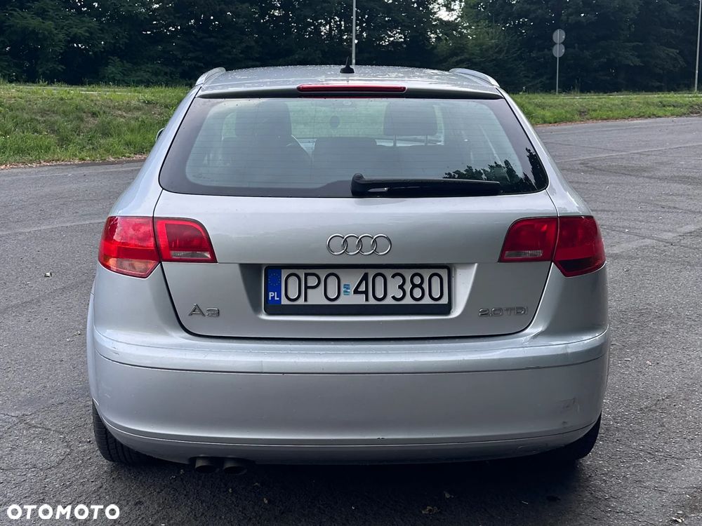 Audi A3 Sportback 2.0 TDI Ambiente - 5
