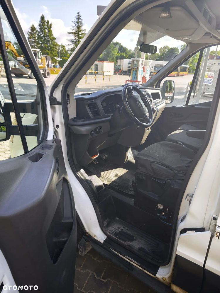 Ford Transit - 7