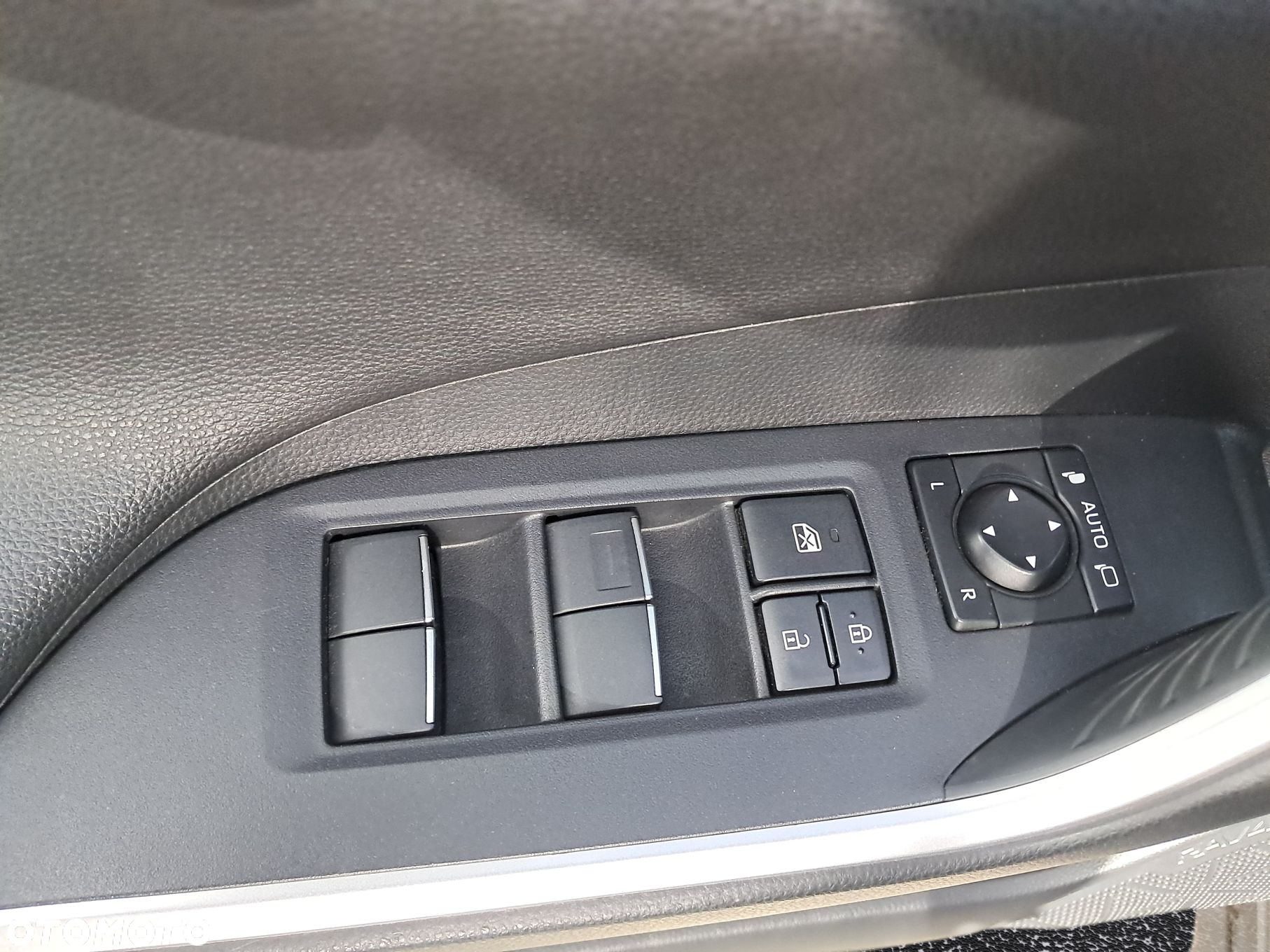 Toyota RAV4 2.5 Hybrid Comfort 4x4 - 13