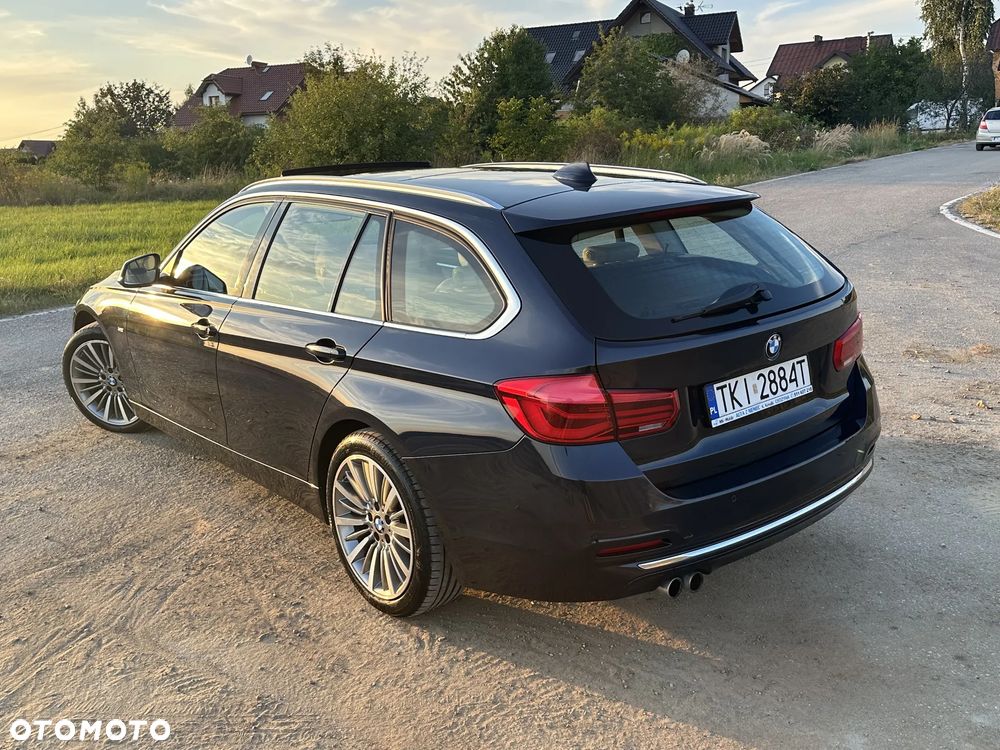 BMW Seria 3 325d Touring Luxury Line - 10