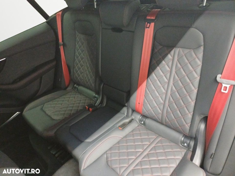 Audi Q8 - 10