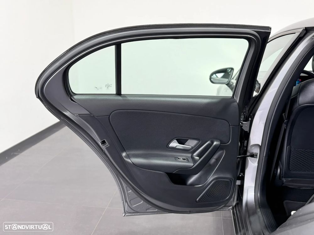 Mercedes-Benz A 250 e Progressive - 40