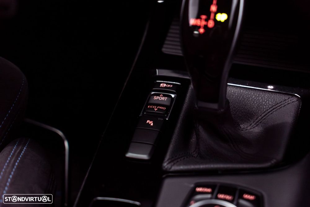 BMW X2 18 d sDrive Auto Pack M - 23