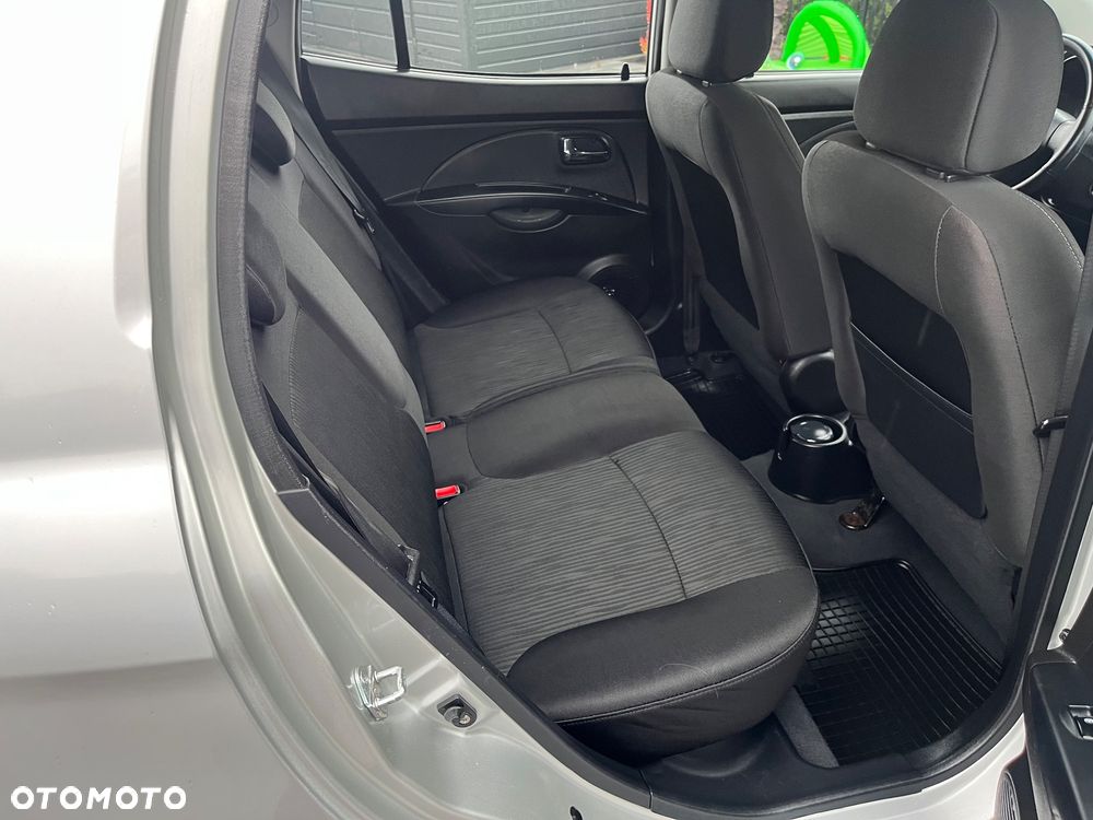 Kia Picanto 1.1 - 10