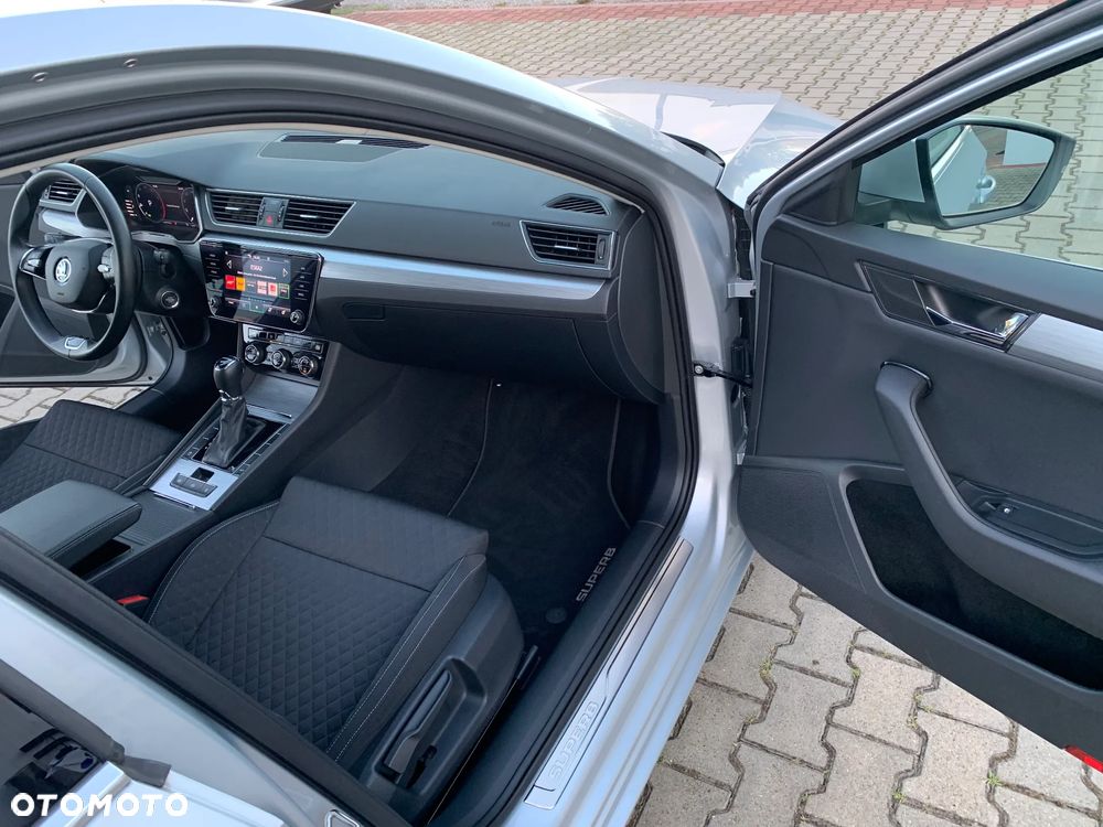 Skoda Superb 1.5 TSI Ambition DSG - 20