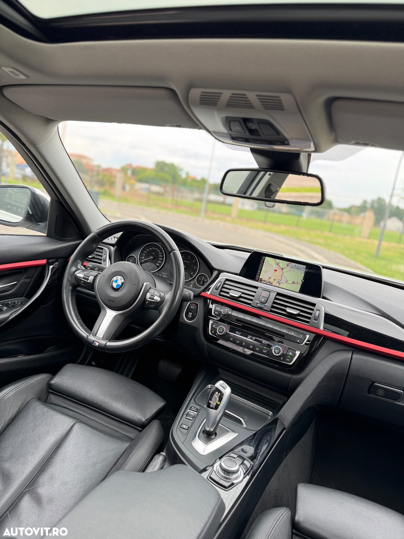 BMW Seria 3 320d Touring Aut. M Sport - 10