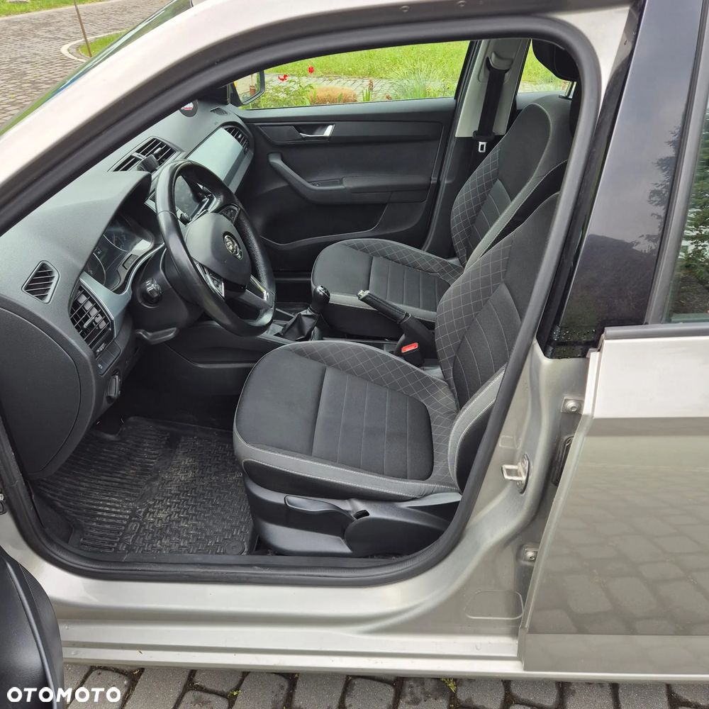 Skoda Fabia 1.0 Ambition - 7