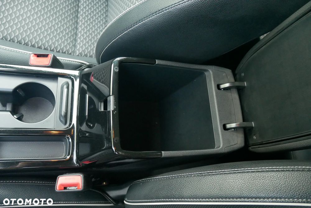 Kia Ceed 1.5 T-GDI Business Line - 20