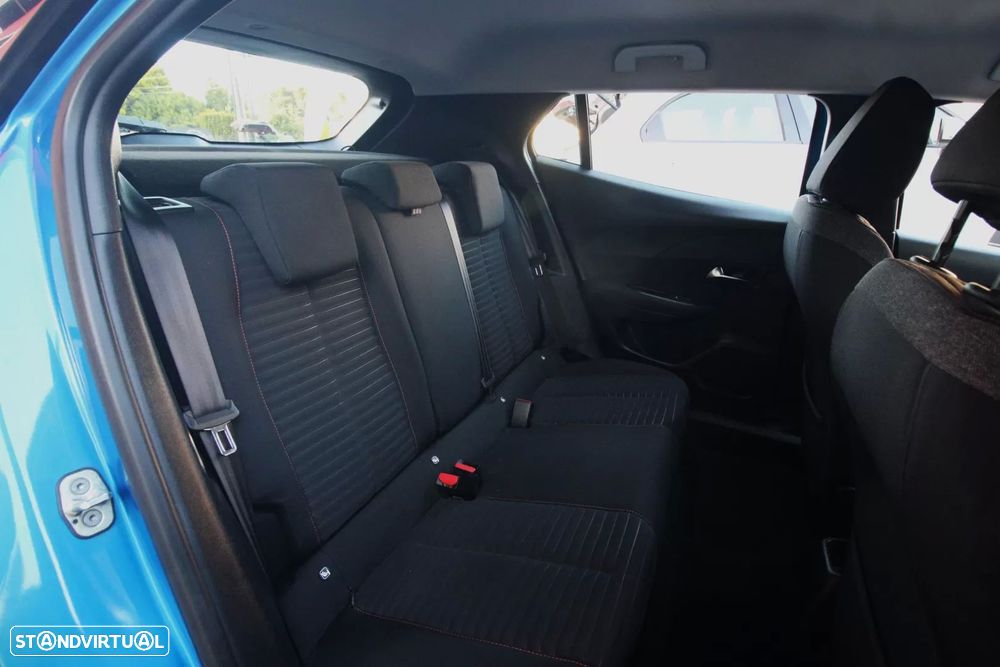 Peugeot 2008 1.2 PureTech Active Pack - 30