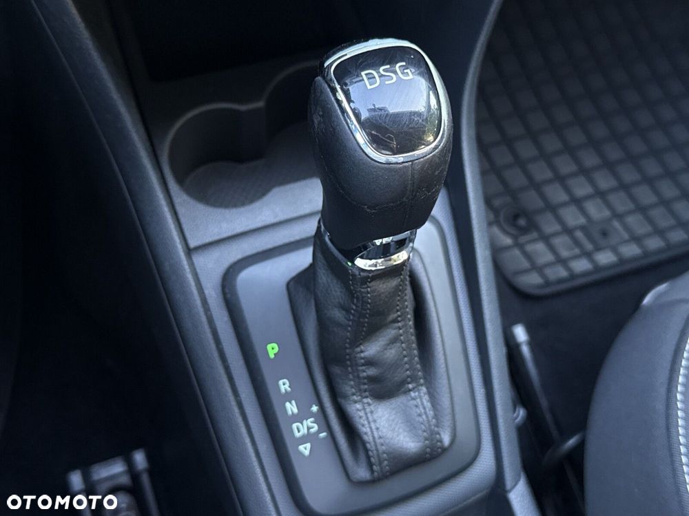 Skoda RAPID 1.4 TDI DPF Ambition DSG - 19