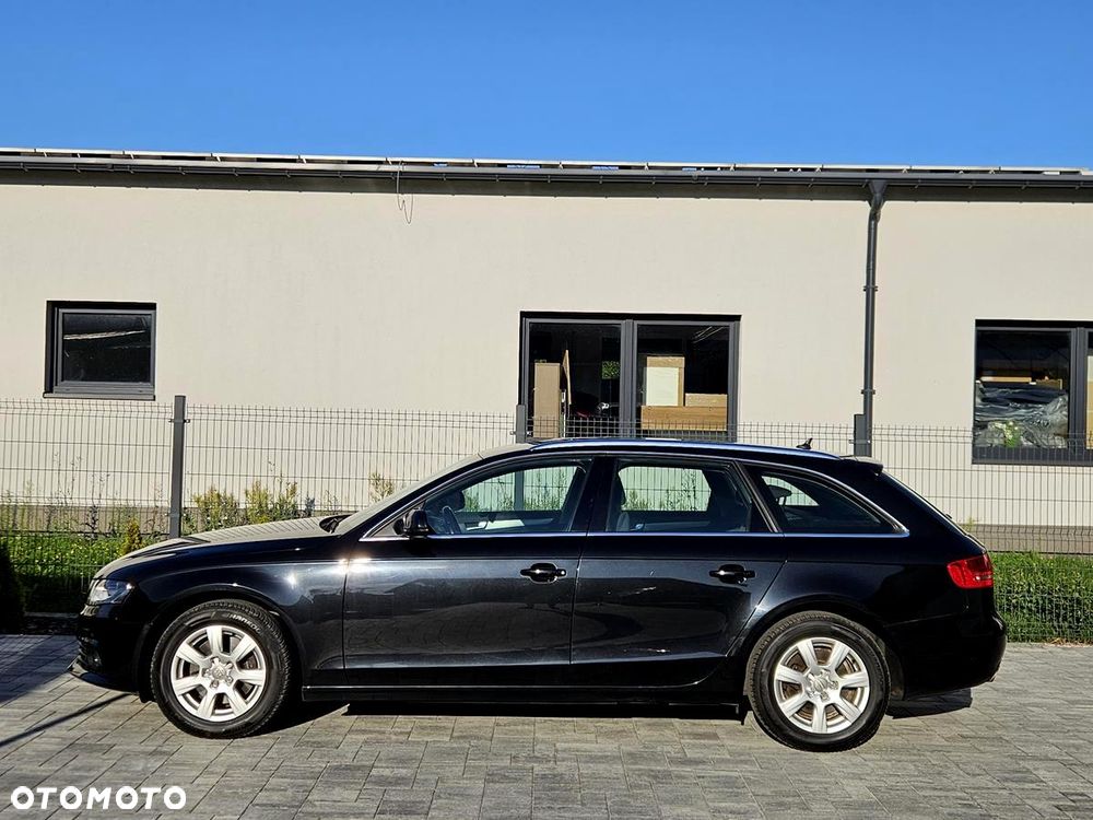 Audi A4 Avant 2.0 TDI DPF Ambiente - 6