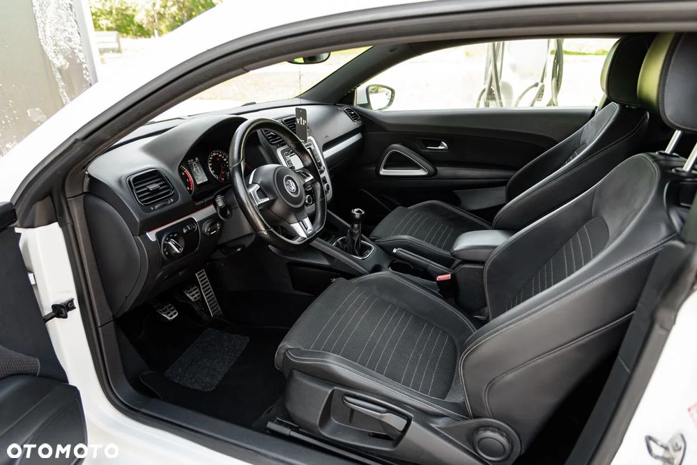 Volkswagen Scirocco 1.4 TSI Match - 16