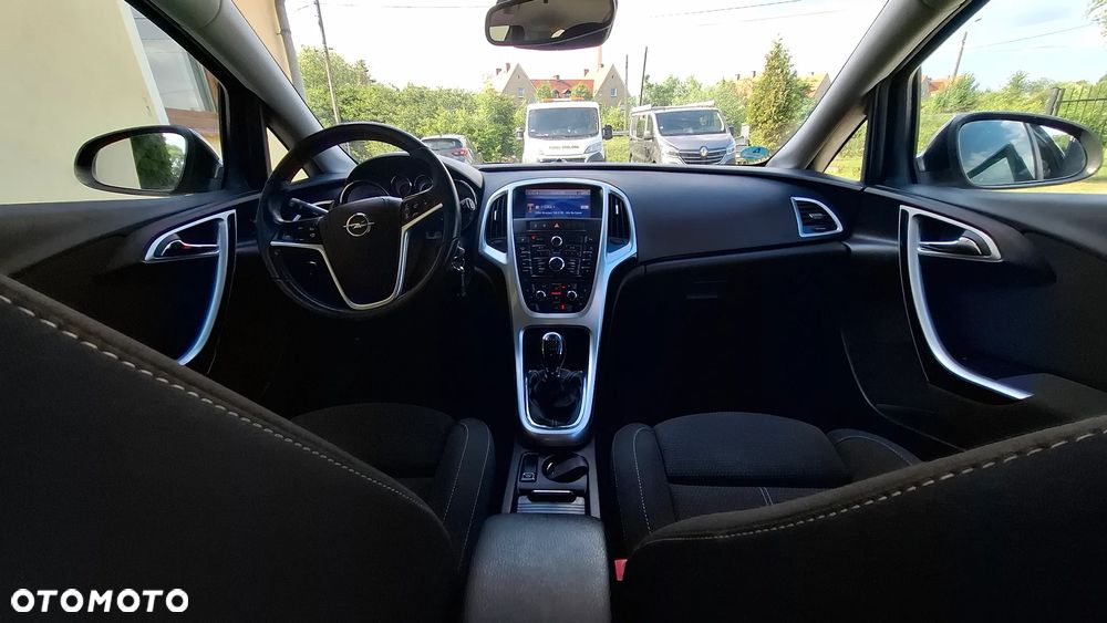 Opel Astra 1.4 T Cosmo S&S - 30
