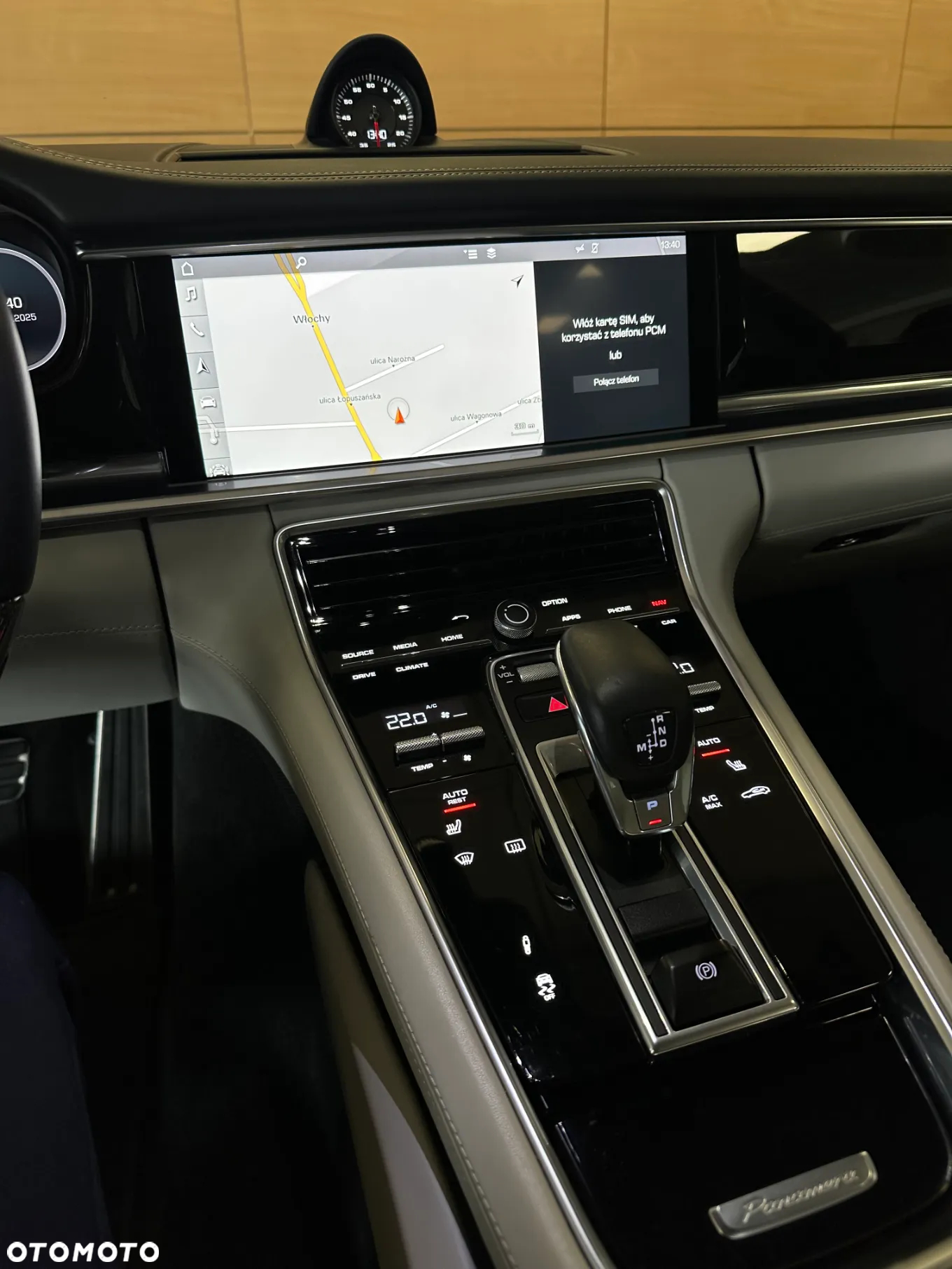 Porsche Panamera Turbo Sport Turismo - 16