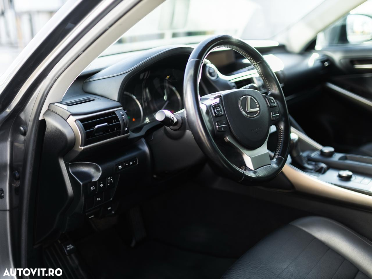 Lexus Seria IS 250 Aut. Sport Line - 8
