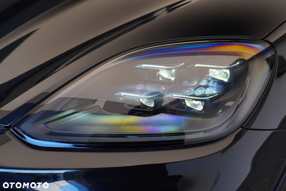 Porsche Cayenne - 9