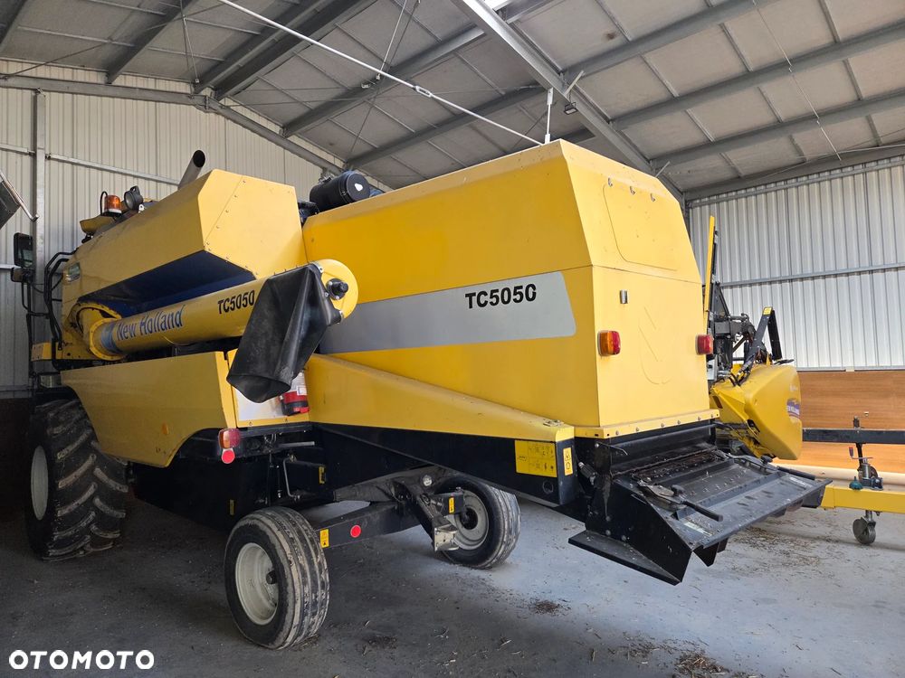 New Holland TC 5050 - 1