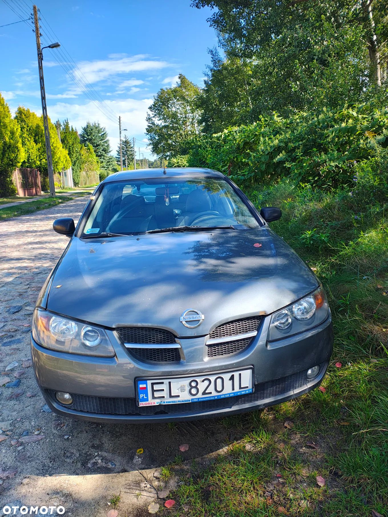 Nissan Almera - 1