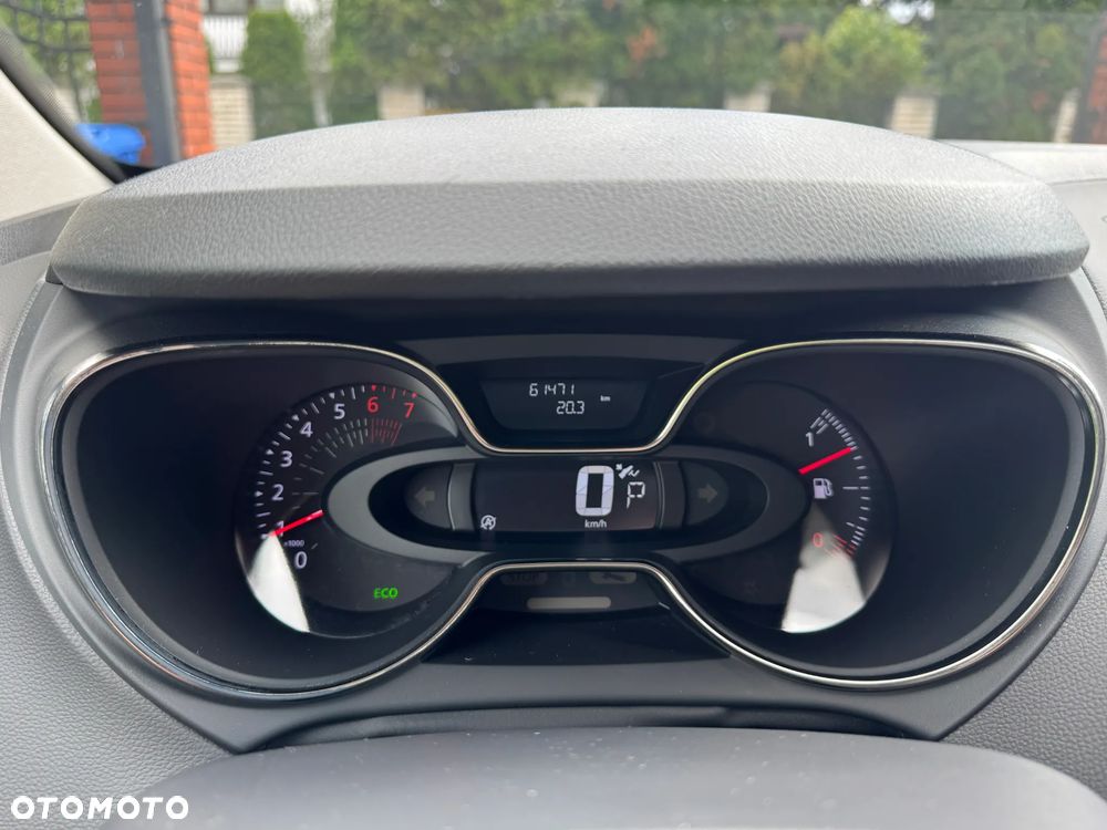 Renault Captur - 24