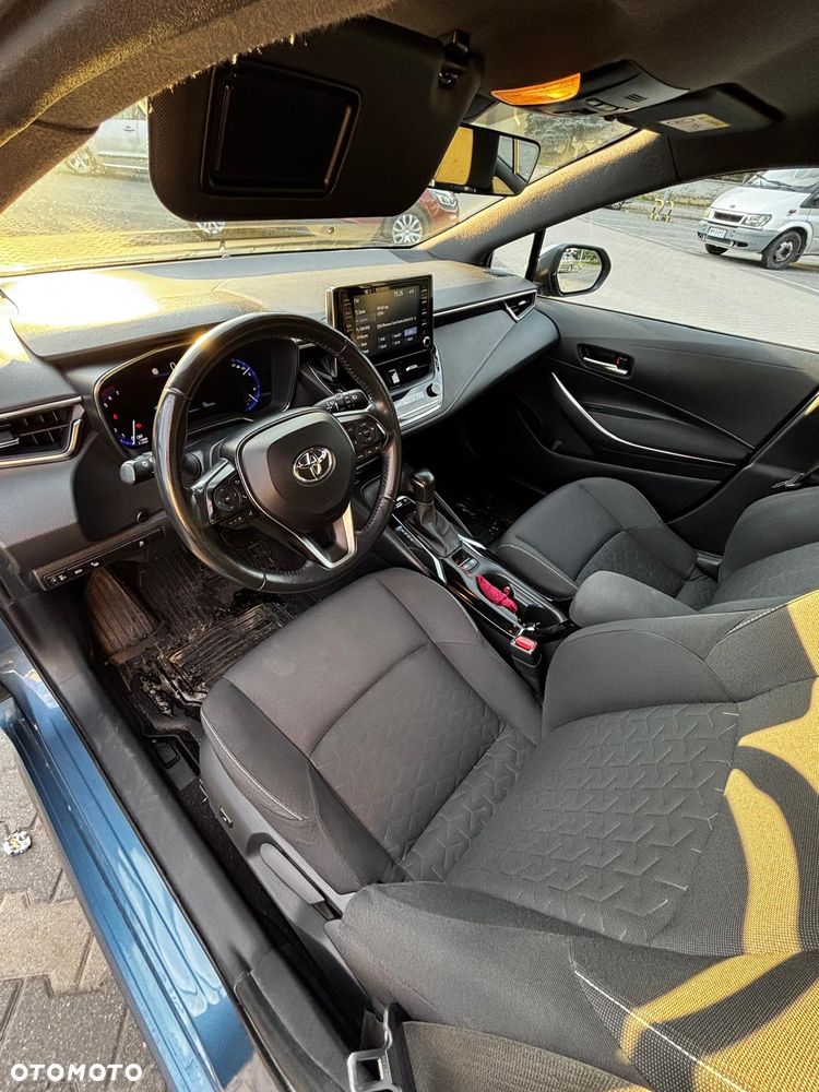 Toyota Corolla - 19