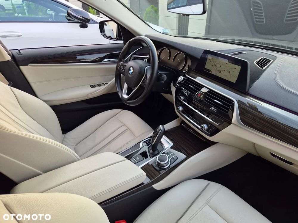 BMW Seria 5 520d xDrive Luxury Line sport - 19