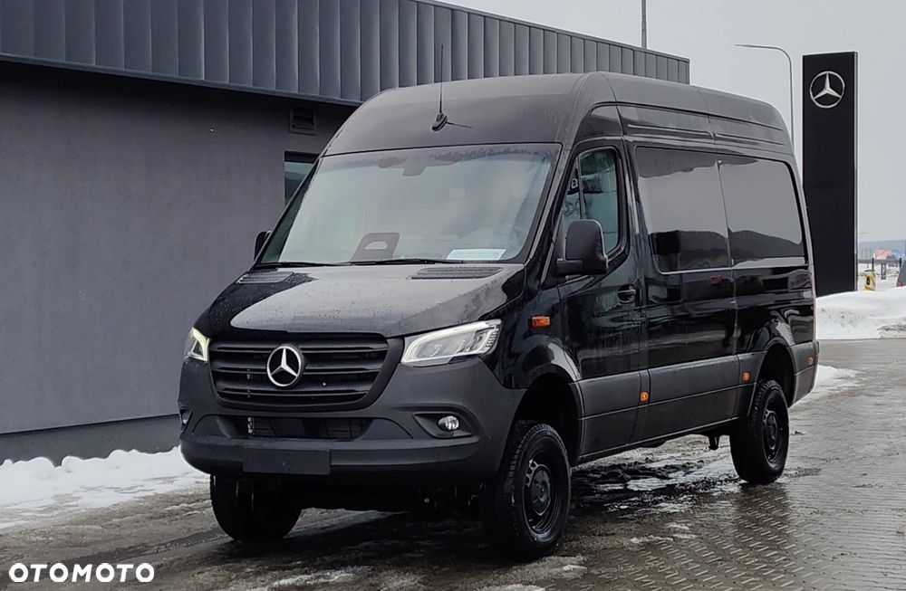 Mercedes-Benz Sprinter 319 CDI 4x4 Furgon 3665 mm L2H2 - 2