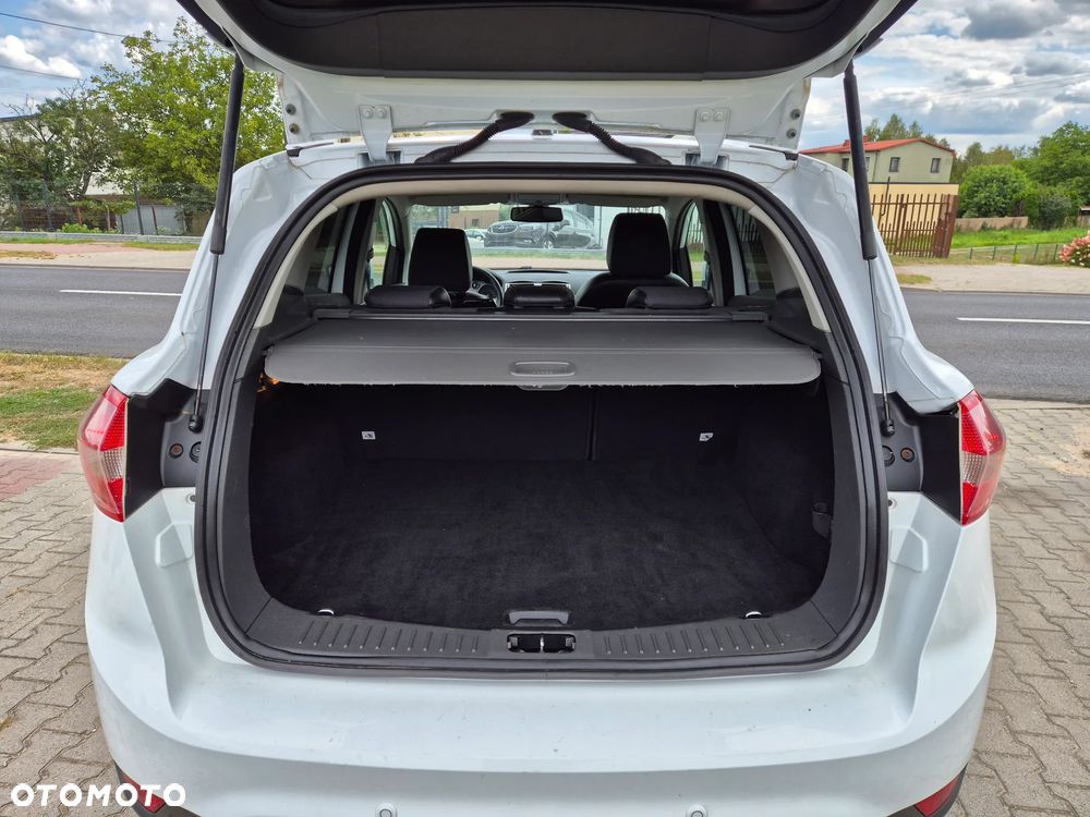 Ford Kuga 2.0 TDCi 2x4 Trend - 11